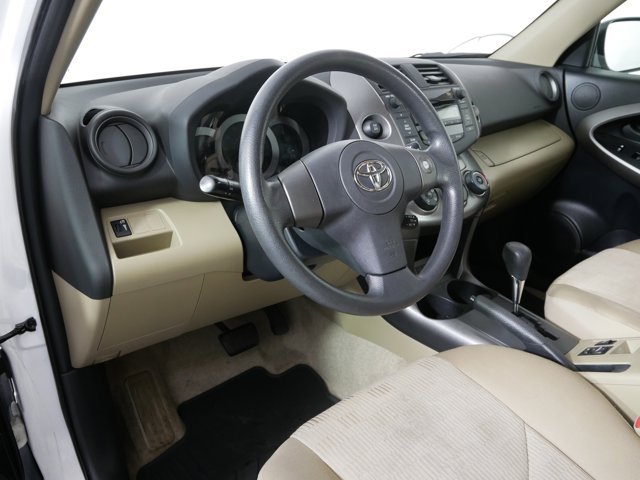 Used 2009 Super White Toyota w/ Extra Value Pkg image 10