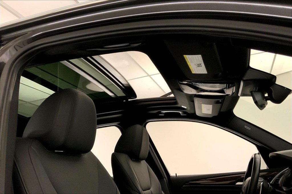 Used 2019 Dark Graphite Metallic BMW  image 26