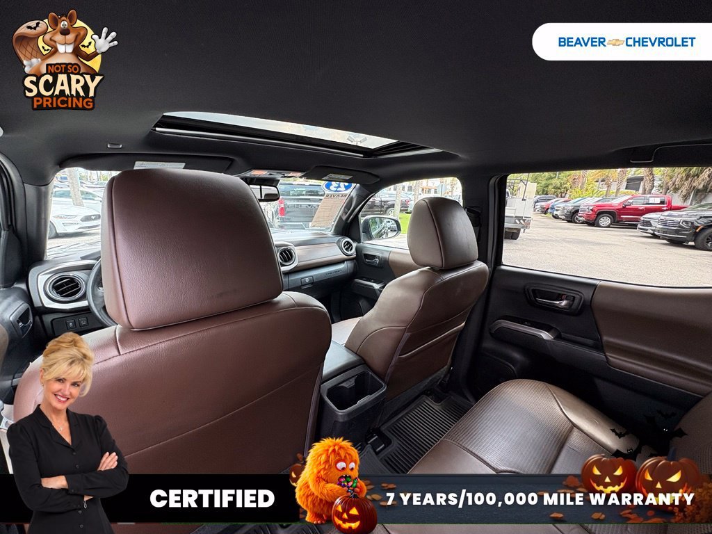 Used 2023  Toyota Limited image 15