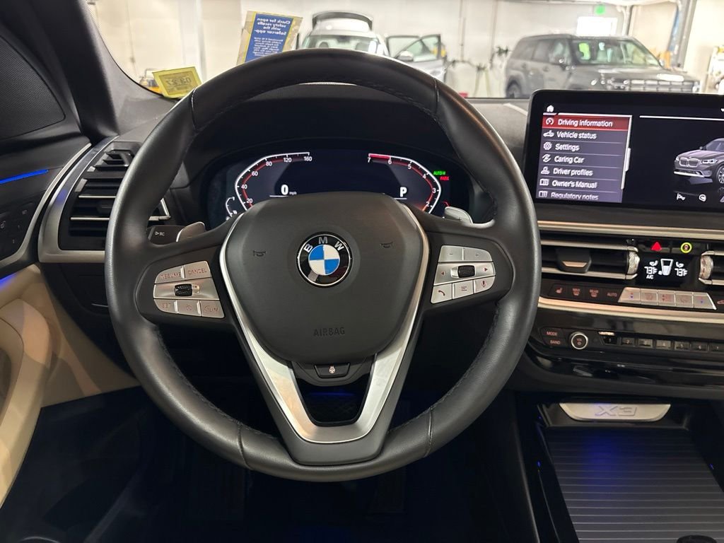 Used 2024 Black BMW xDrive30i image 11