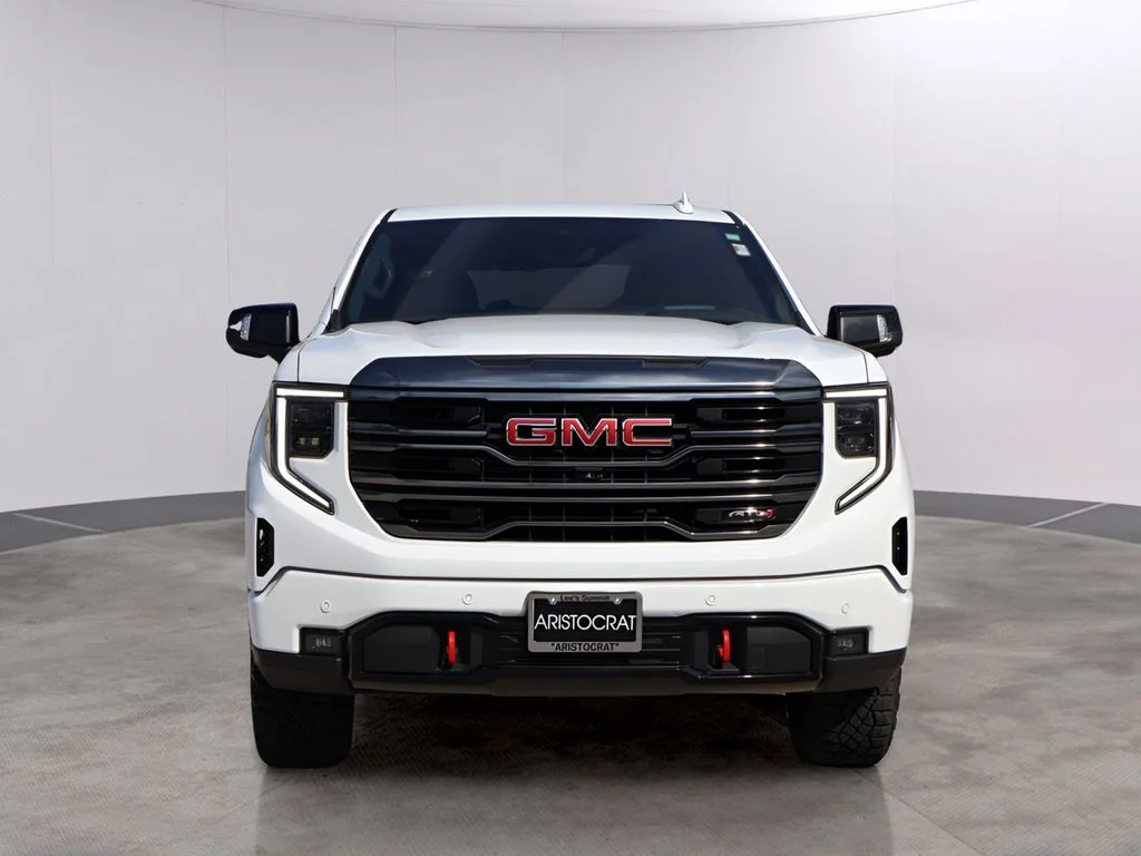 Used 2023 White GMC AT4 image 2