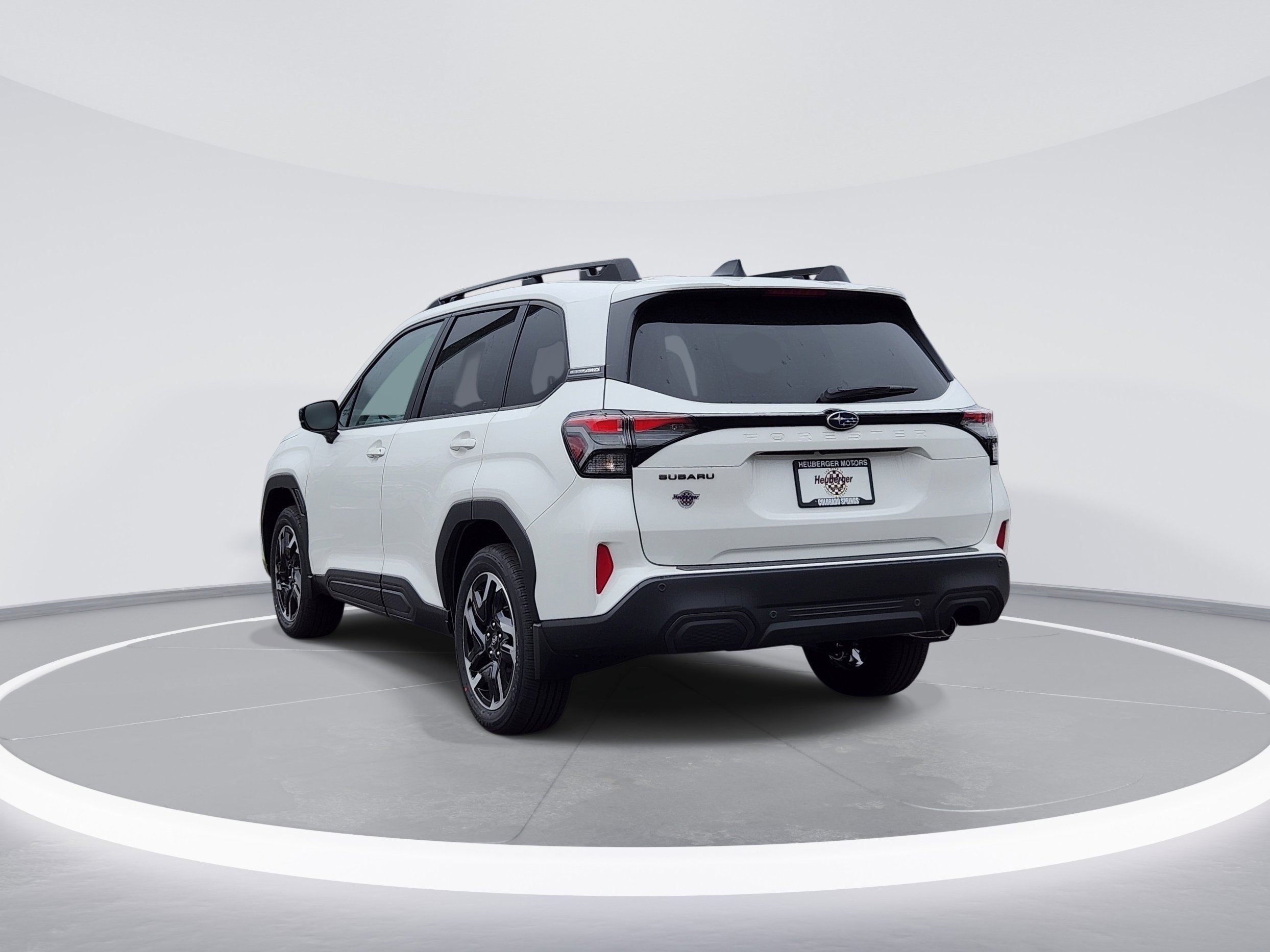 New 2026 CRYSTAL WHITE PEARL Subaru Limited image 7