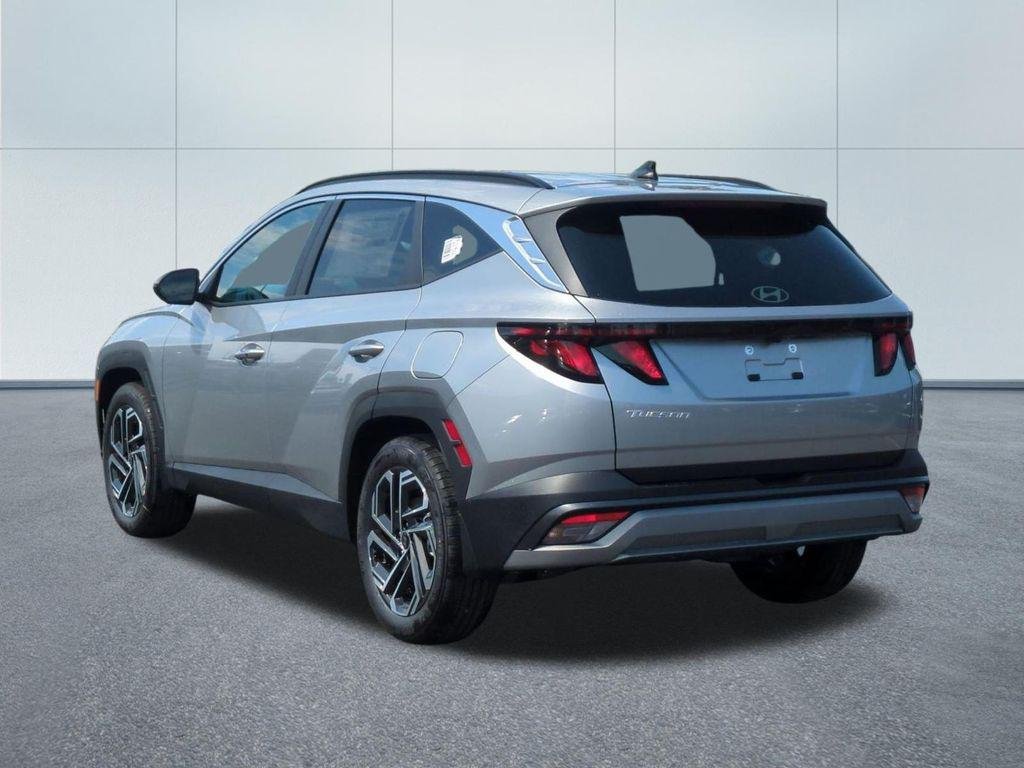 New 2026 Silver Hyundai SEL Plus FWD image 4