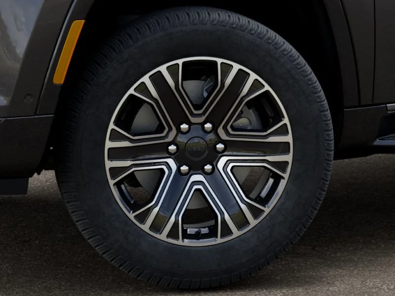 New 2026 Baltic-Gray Metallic Clear-Coat Exterior Paint Jeep  image 9