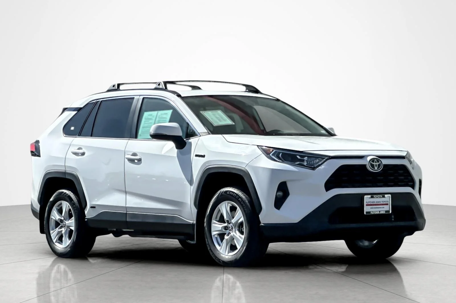 Certified Used 2021 Super White Toyota Hybrid XLE image 7