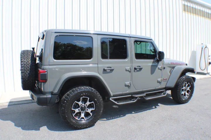 Used 2020 Gray Jeep Rubicon 4x4 image 2