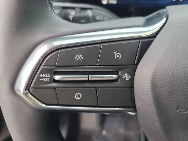 New 2027 Mosaic Black Metallic Chevrolet LT image 25
