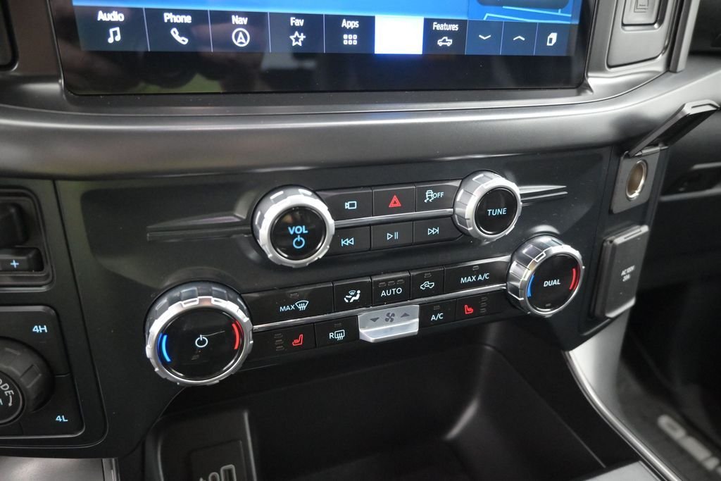 Certified Used 2025 Silver Ford Tremor image 24