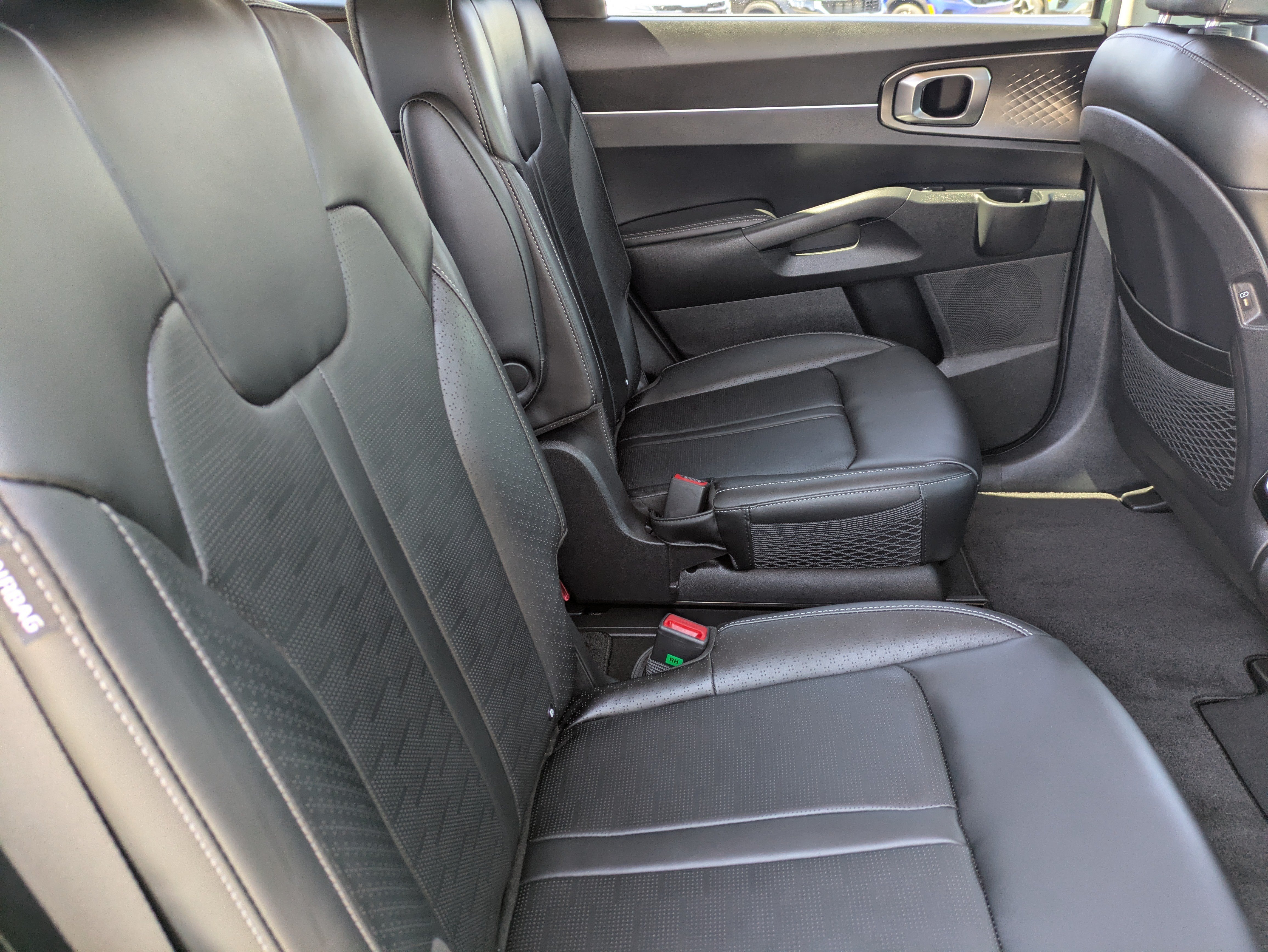 Used 2025 Cityscape Green Kia EX image 14