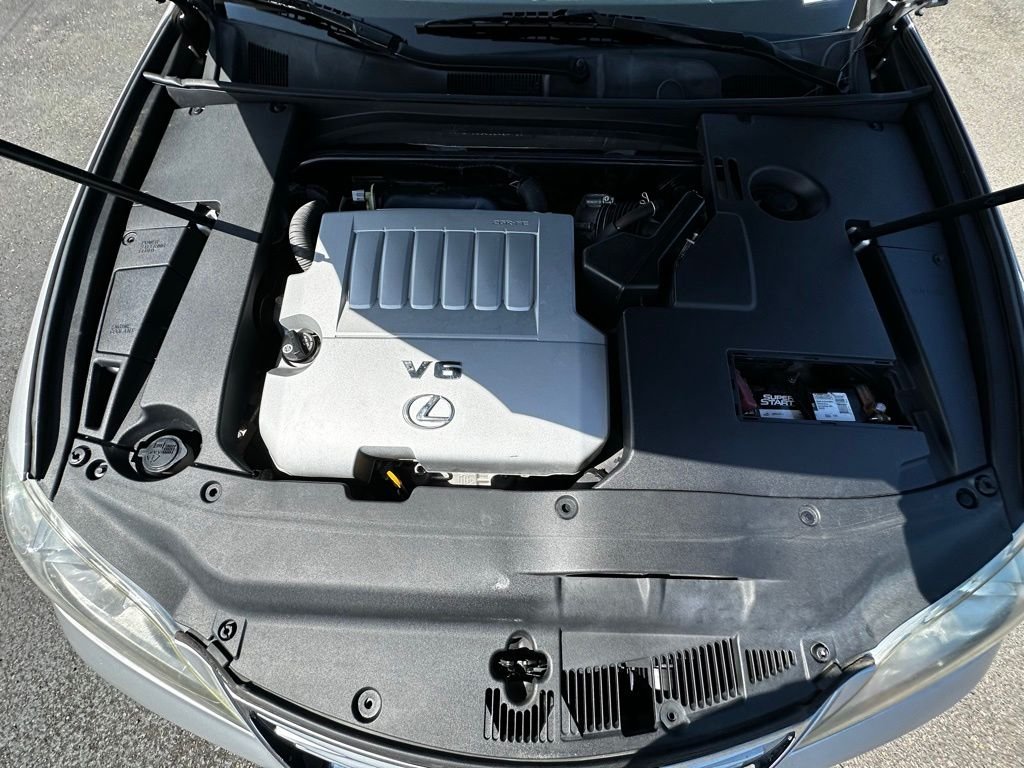 Used 2011 Gray Lexus 350 image 16