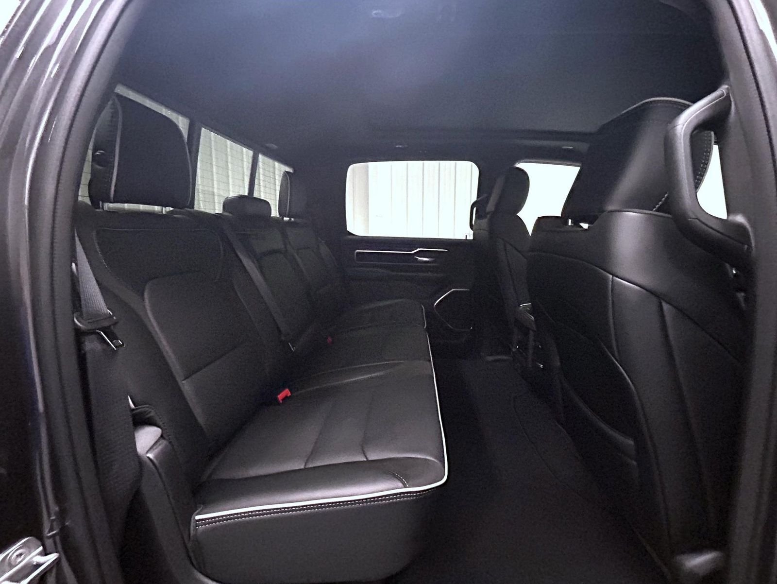 New 2026 Granite Crystal Metallic Clear-Coat Exterior Paint RAM Laramie image 18