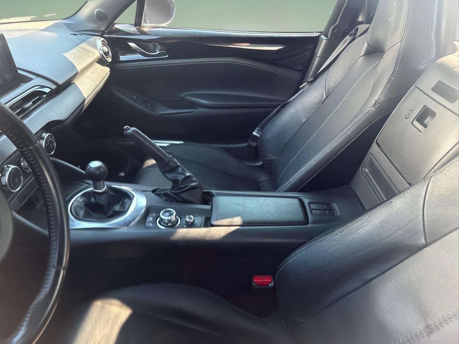 Used 2022 Jet Black Mica Mazda Grand Touring image 2
