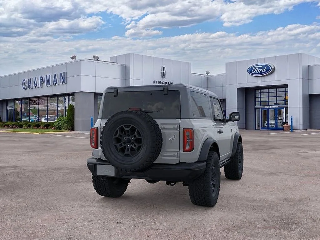 New 2026 Avalanche Gray Ford Badlands® image 8