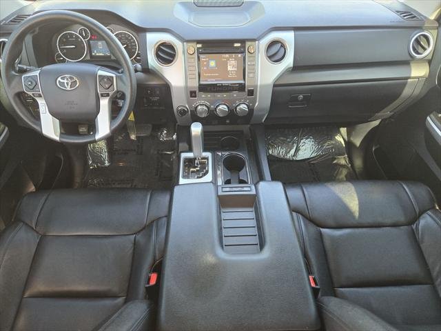 Certified Used 2017 MAGNETIC GRAY MET. Toyota  image 17
