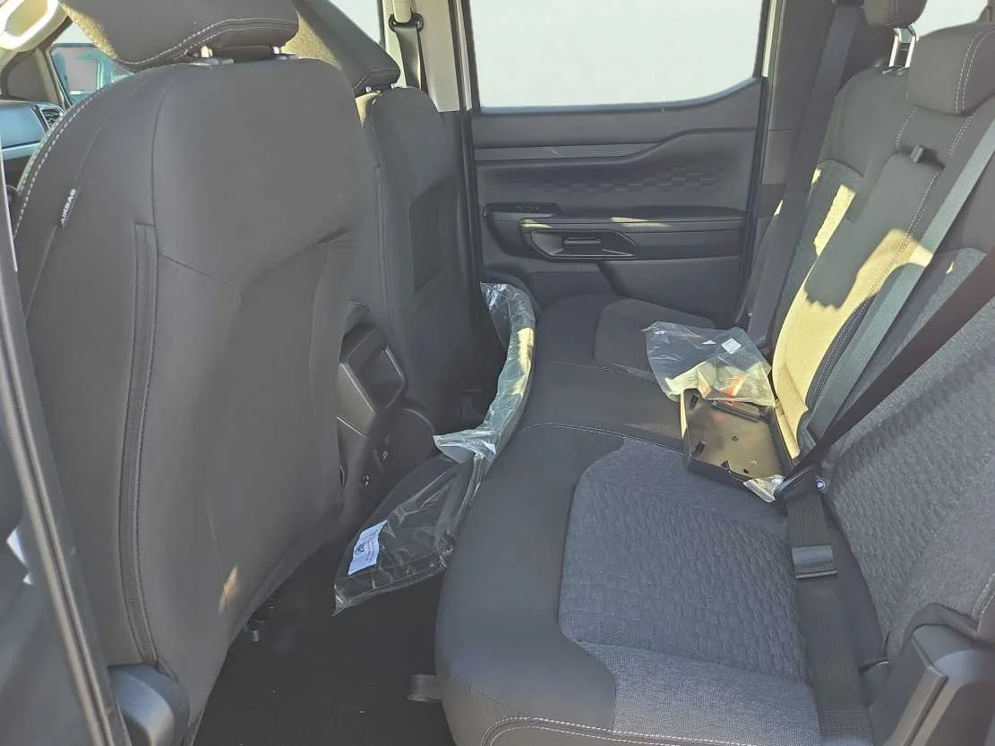New 2026 Oxford White Ford XLT image 23