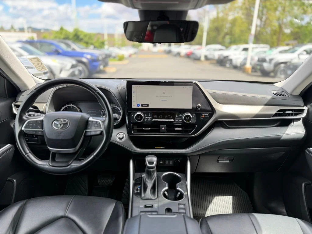 Used 2023 Gray Toyota XLE image 23