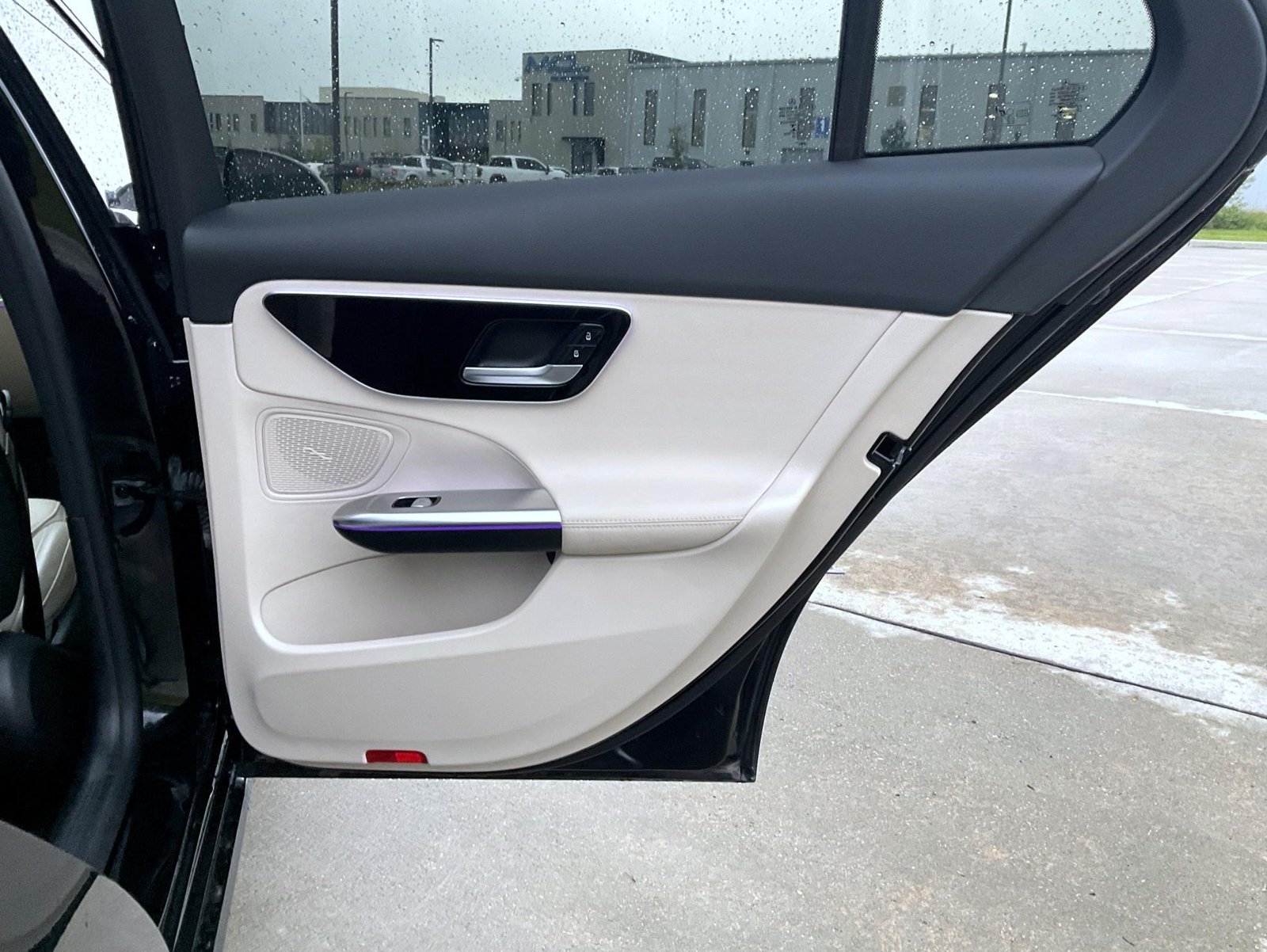 Used 2022 Black Mercedes-Benz C 300 image 21