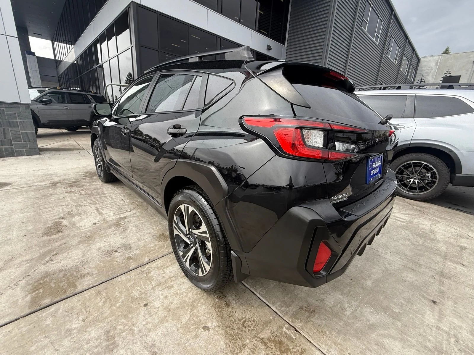 Used 2024 Crystal Black Silica Subaru Premium image 7