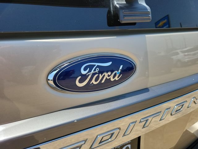 2017 Ford Expedition Limited - Photo 10