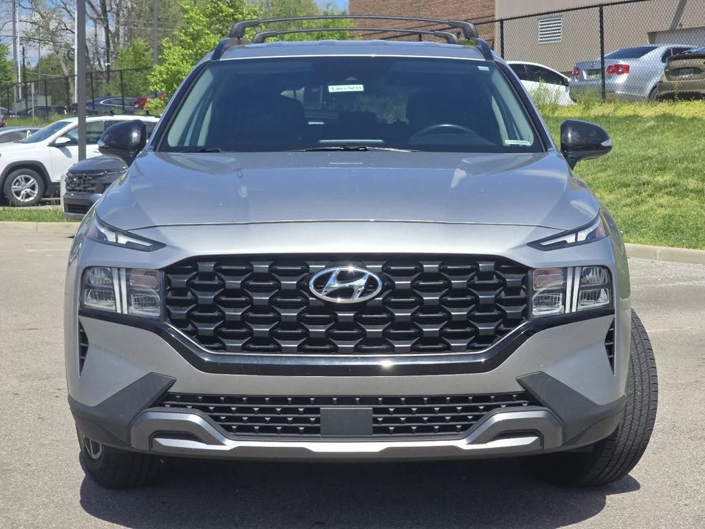 Used 2023 Silver Hyundai XRT image 11
