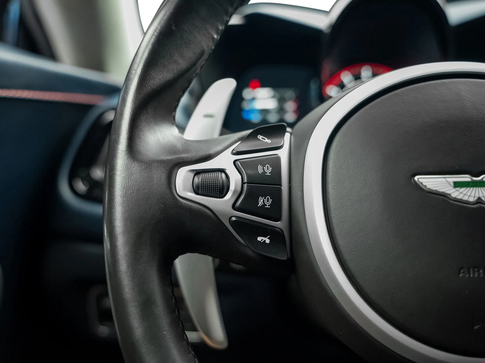 Used 2020 Blue Aston Martin Base image 40