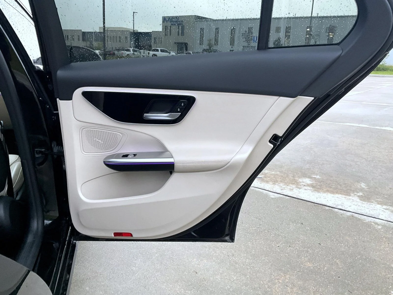 Used 2022 Black Mercedes-Benz C 300 image 21