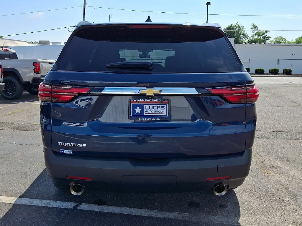 Used 2022 Northsky Blue Metallic Chevrolet LS image 10