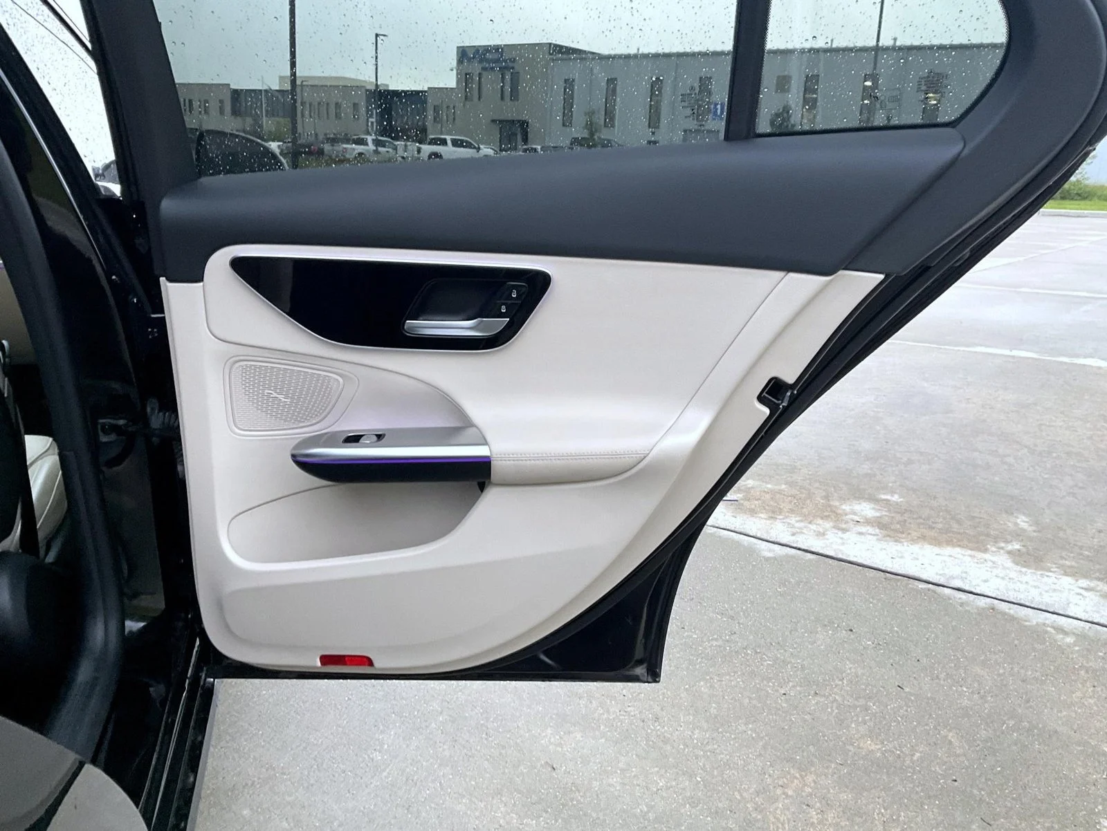 Used 2022 Black Mercedes-Benz C 300 image 21