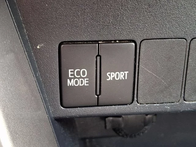 Used 2017 Blue Toyota XLE image 24