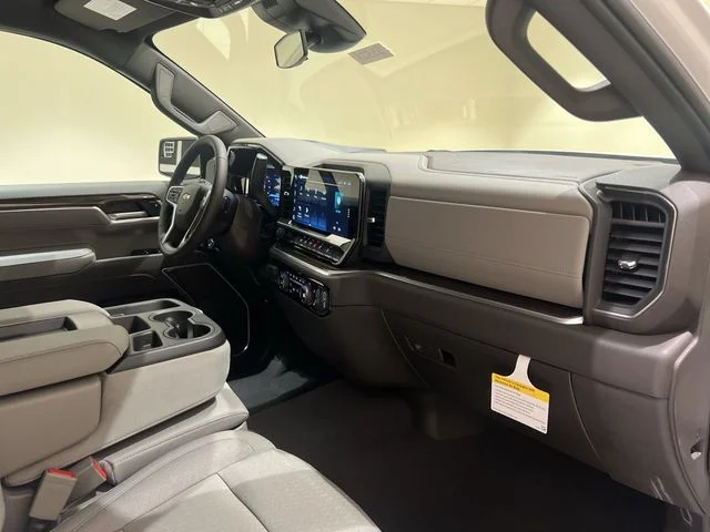 New 2026 White Chevrolet LT image 25