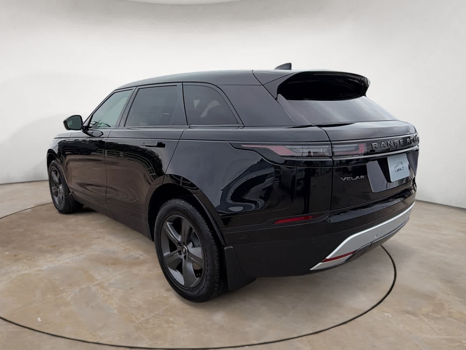 New 2026 Santorini Black LAND ROVER S image 3