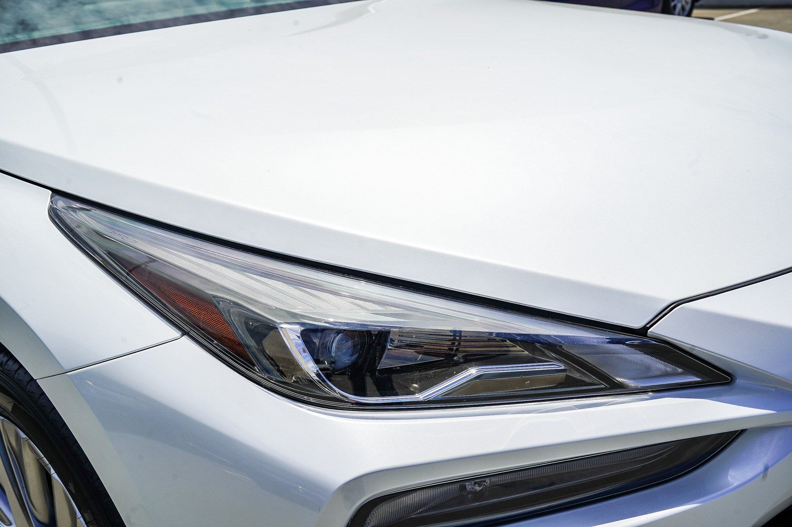 Certified Used 2022 Oxygen White Toyota XLE image 10