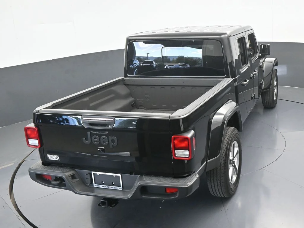 Used 2024 Black Clearcoat Jeep Sport S image 47