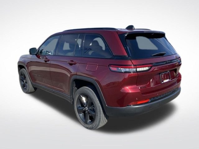 Used 2023 Red Jeep Limited image 10