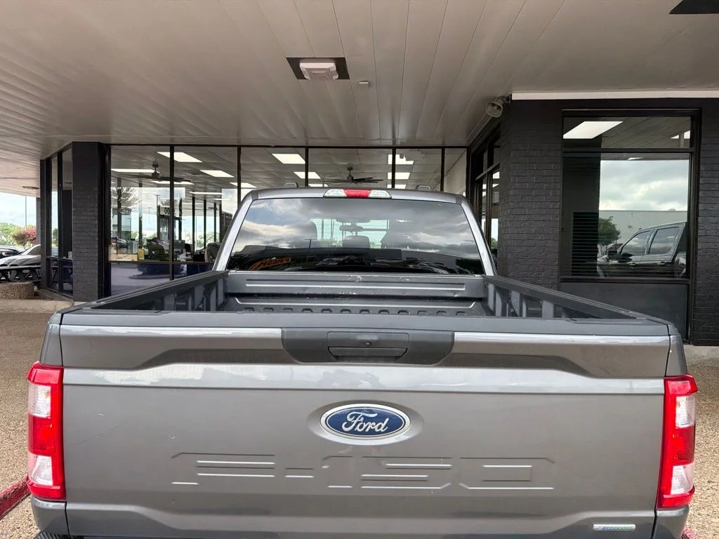Used 2023 Gray Ford XL image 9
