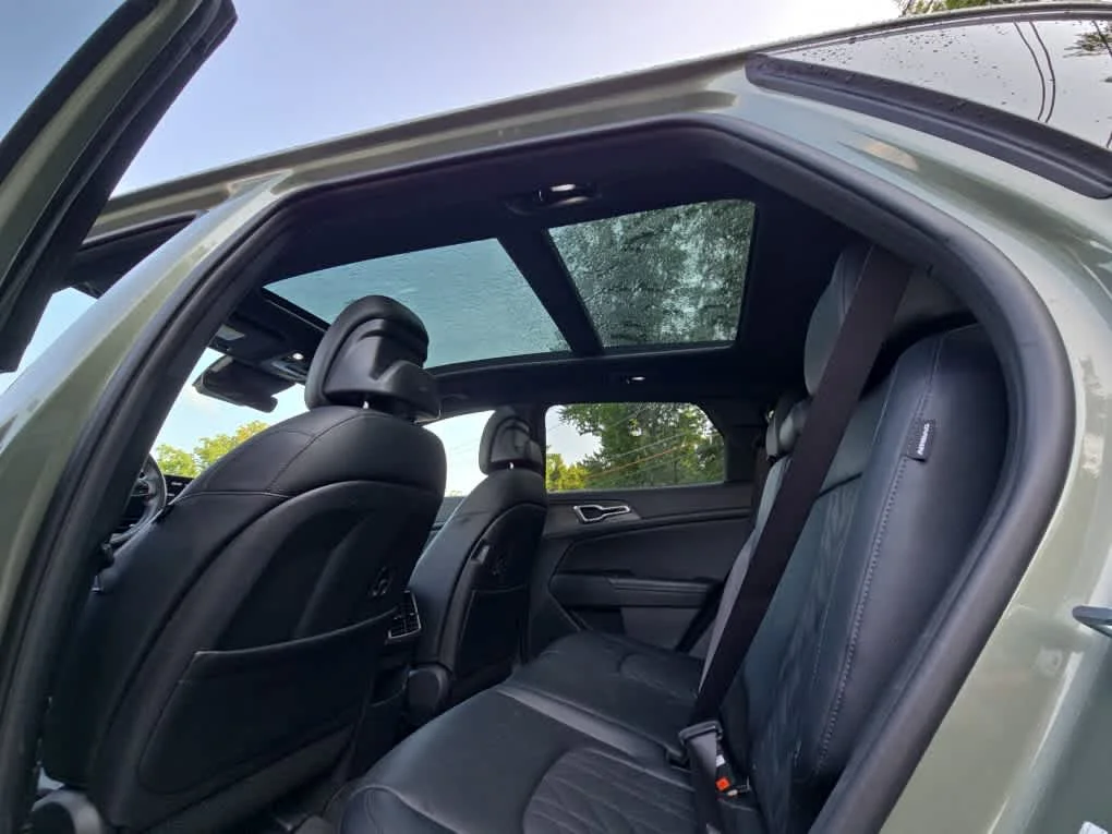 Used 2024 Jungle Green Kia X-Line image 26
