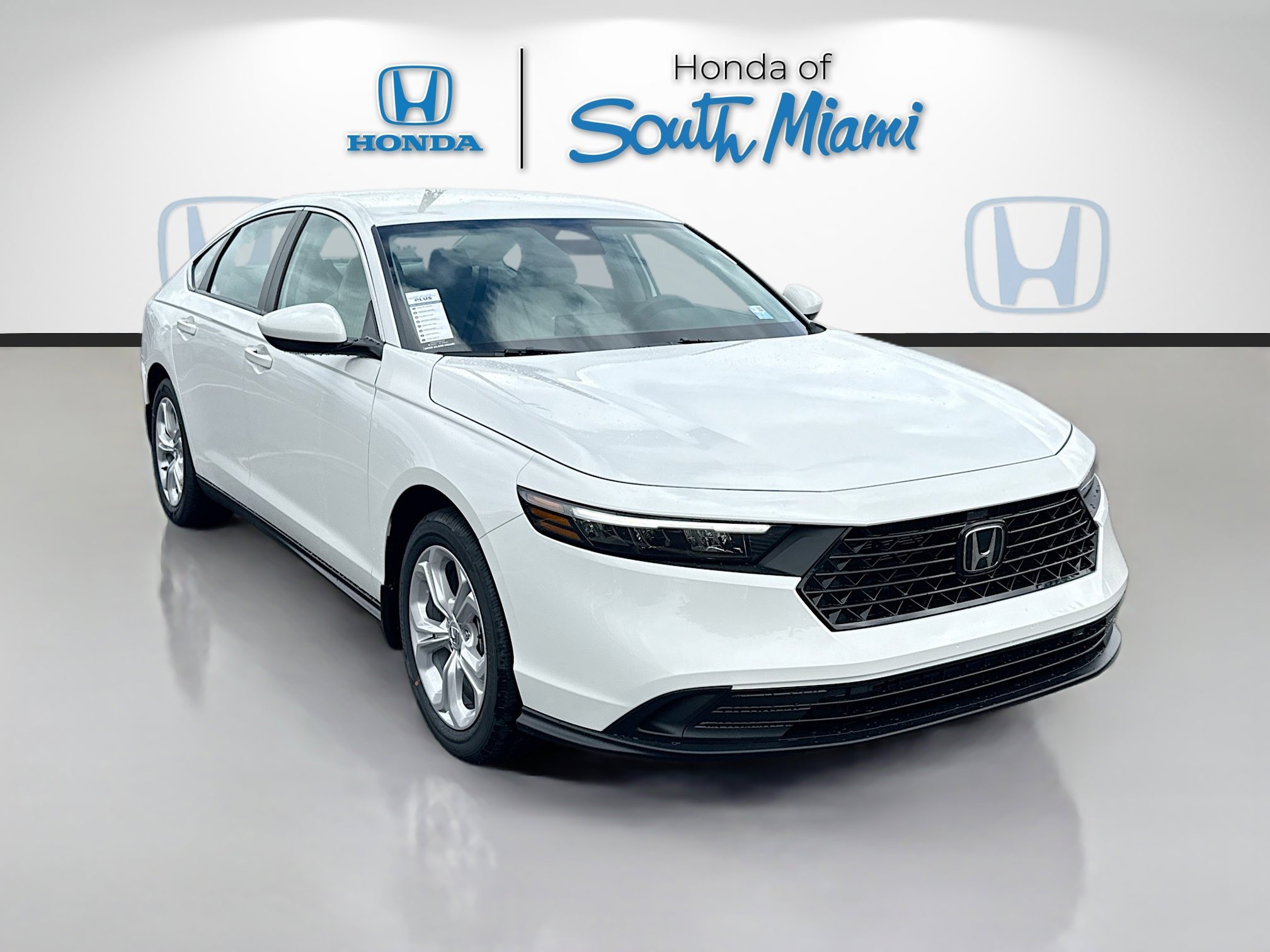 New 2026 Platinum White Pearl Honda LX image 1