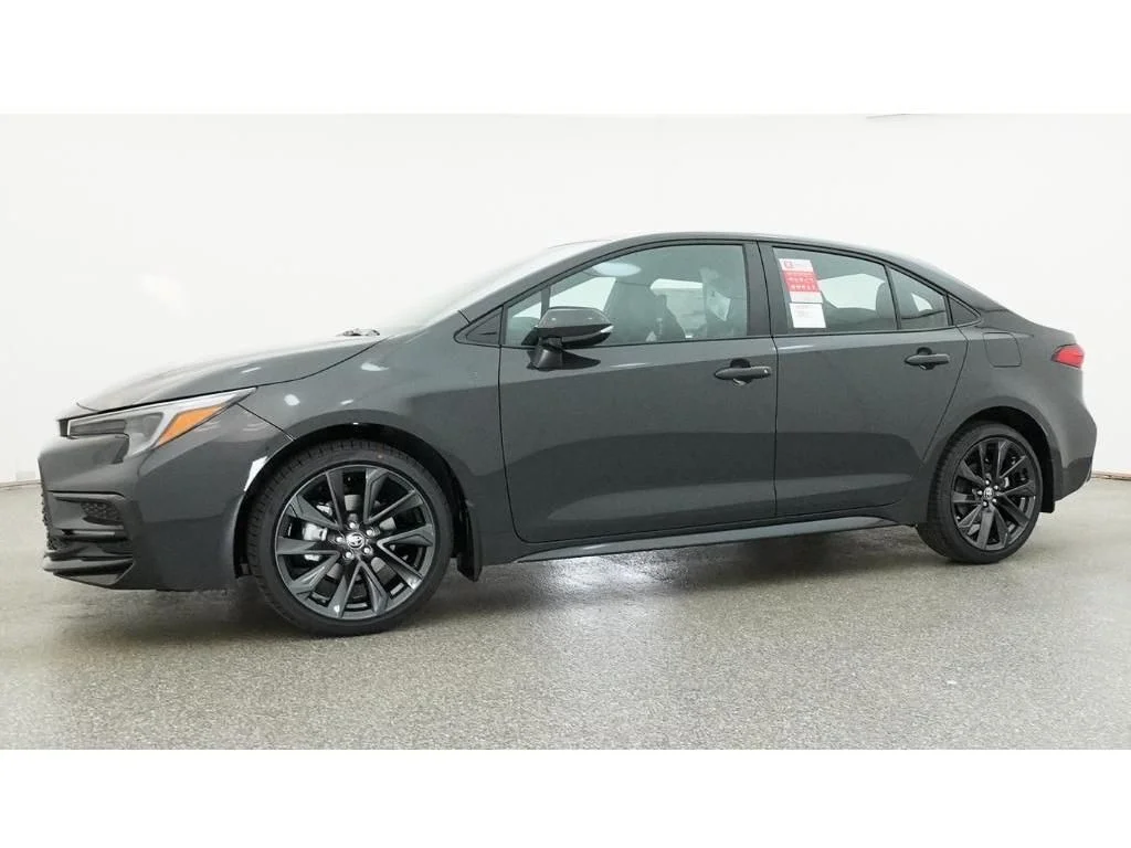 Used 2026  Toyota SE image 21