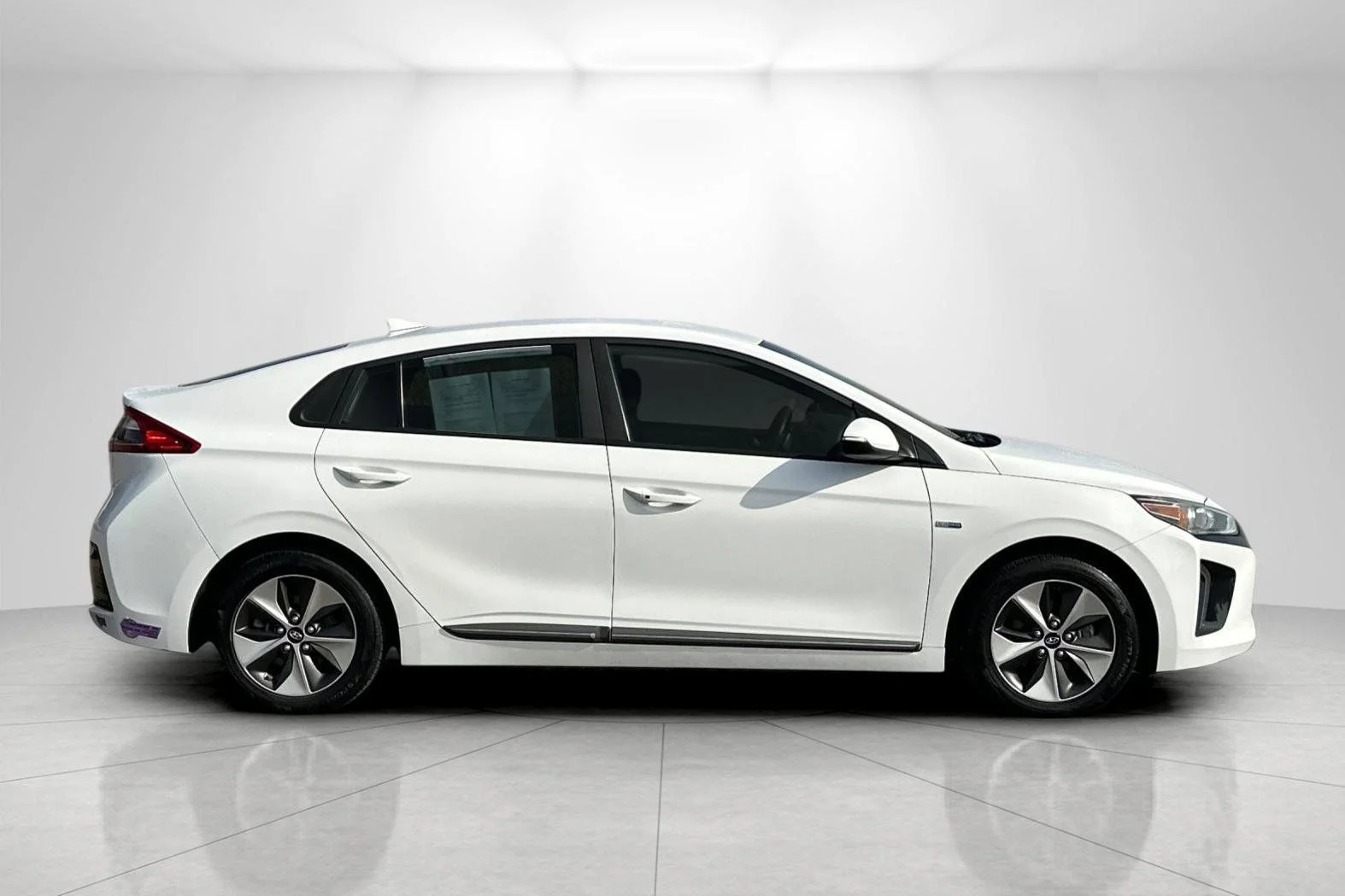 Used 2019 Hyundai Ioniq Base with VIN KMHC75LH0KU044675 for sale in National City, CA