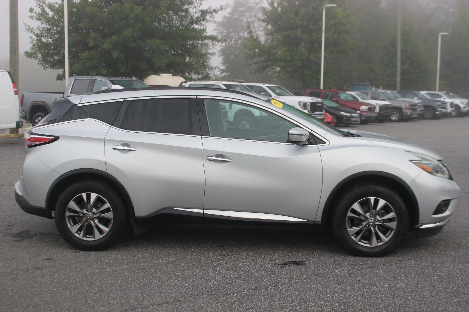 Used 2018 Silver Nissan SV image 8