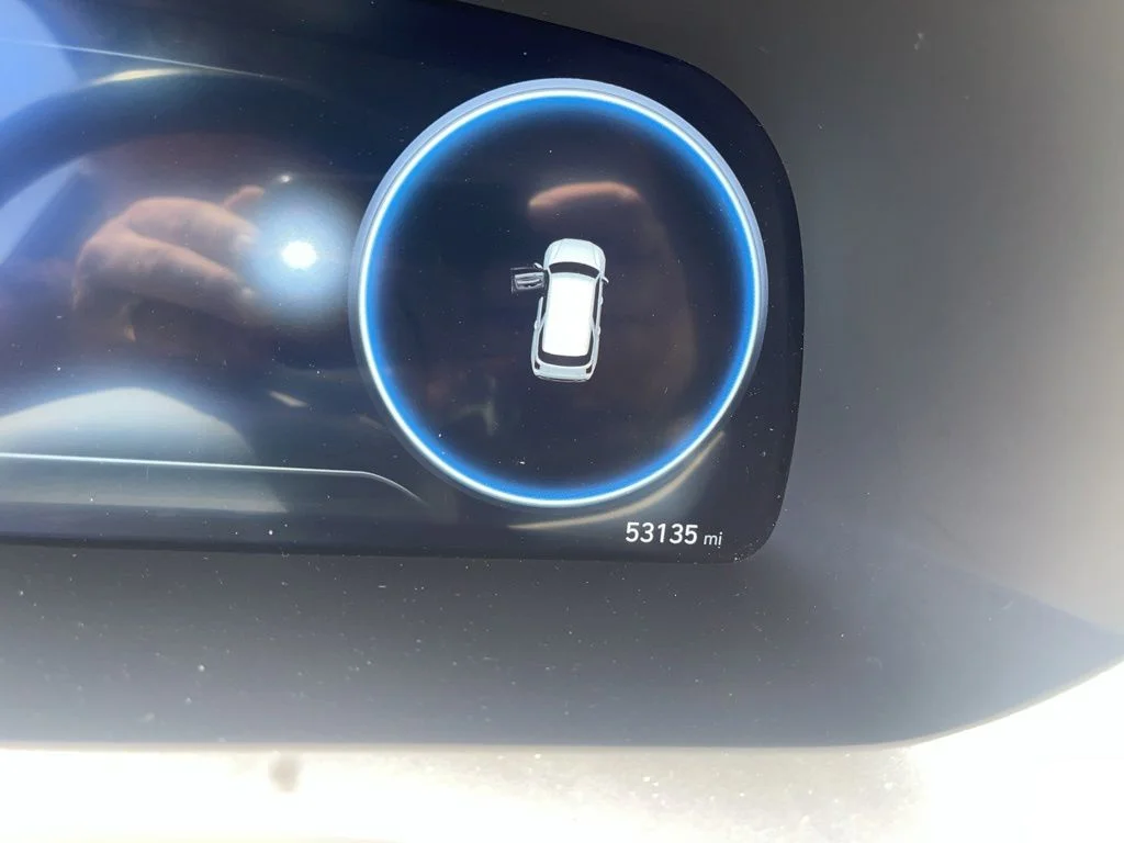 Used 2023 Black Hyundai Calligraphy image 2