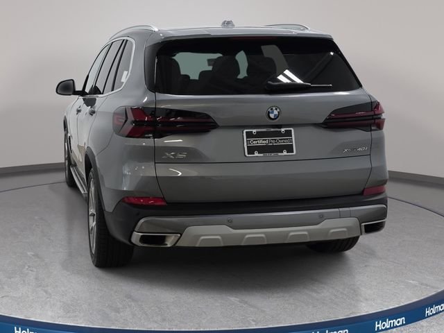 Certified Used 2025 Skyscraper Grey Metallic BMW xDrive40i image 6