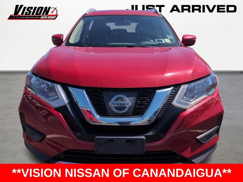 Used 2017 Nissan Rogue SV with VIN JN8AT2MV5HW284039 for sale in Canandaigua, NY