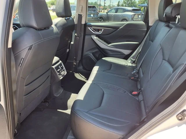Used 2023 White Subaru Limited image 9