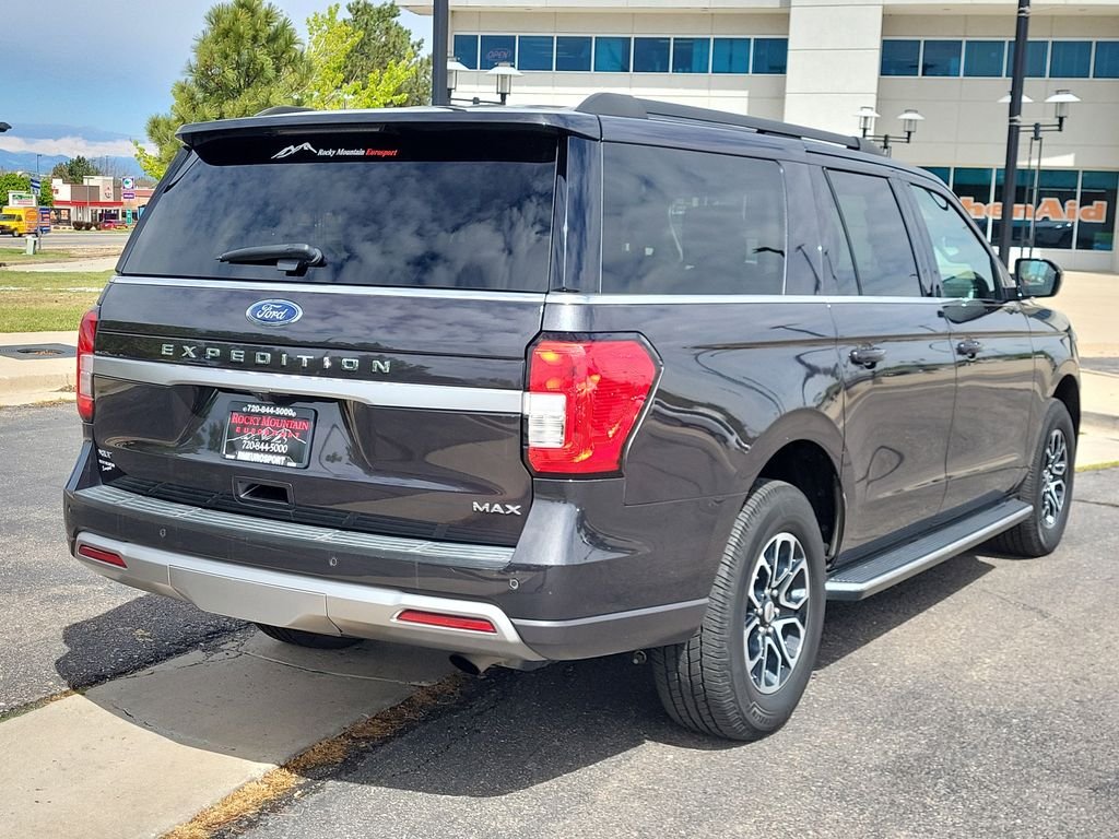 Used 2022 Black Ford XLT image 4