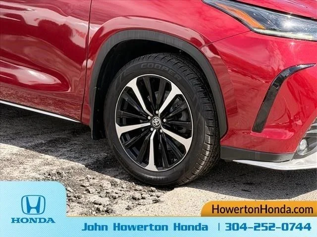 Used 2022 Red Toyota XSE image 32