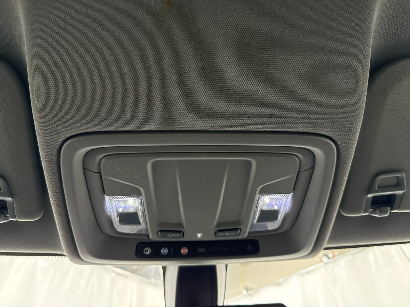 Certified Used 2020 QUICKSILVER METALLIC GMC Elevation image 21