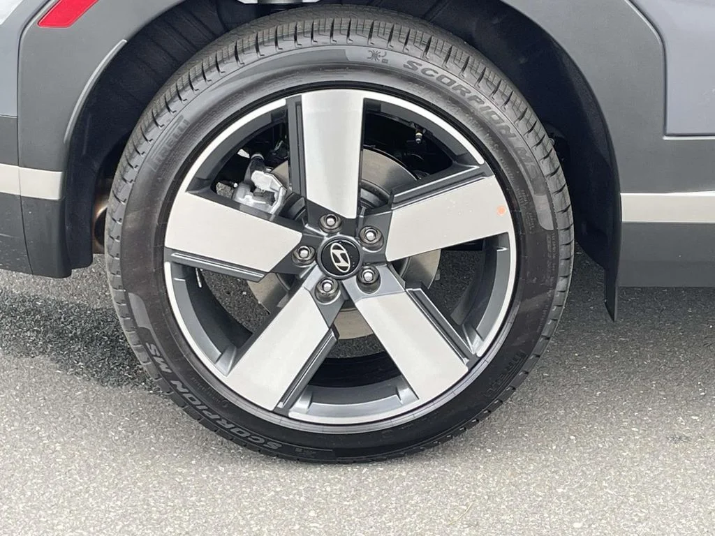 New 2026 Gray Hyundai Limited image 7