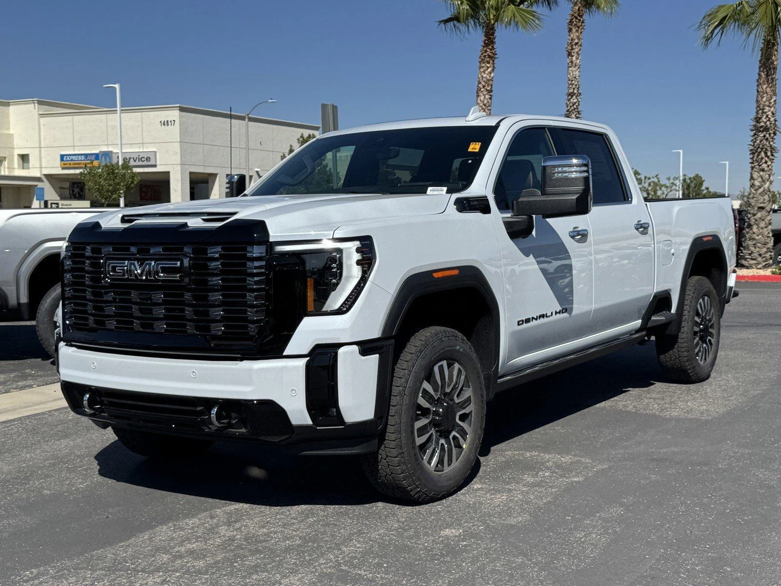New 2026 Glacier White Tricoat GMC Denali Ultimate image 3
