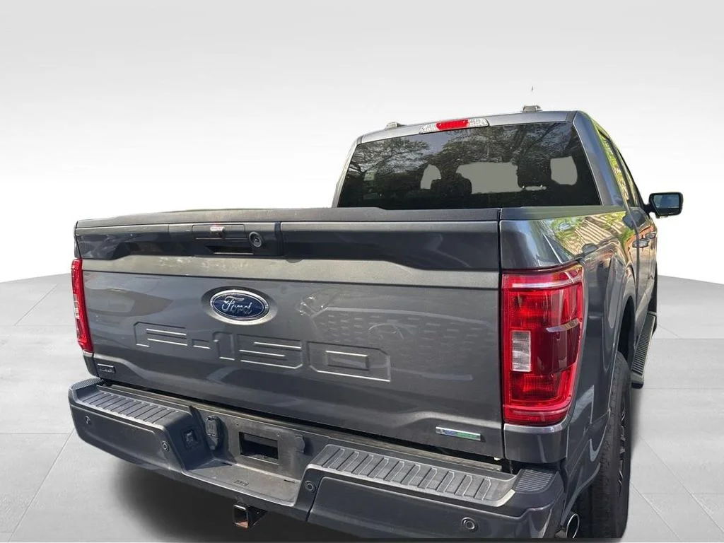 Used 2022 Gray Ford XLT image 10